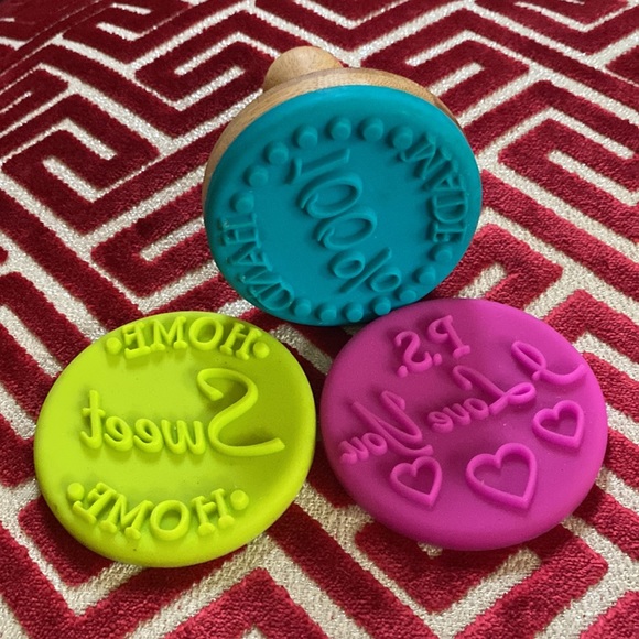 Core Kitchen 3 Cookie Stamps and Bamboo Handle - Picture 4 of 7